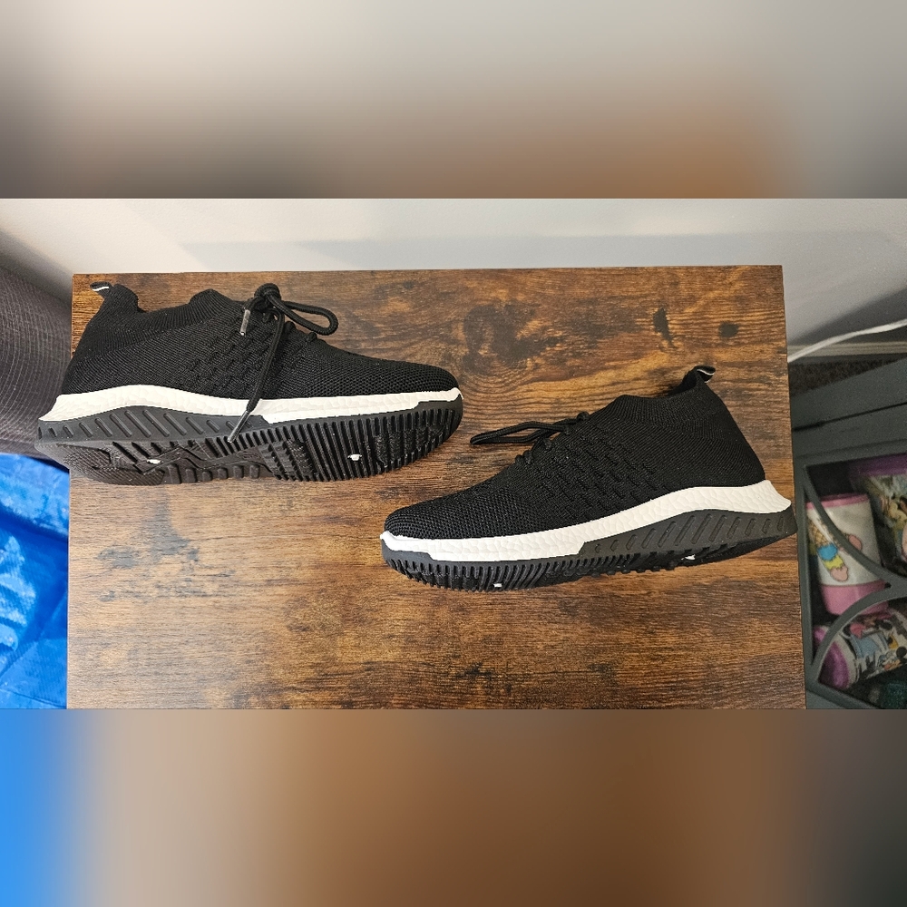 Brand New Women's Danskin Black And White Slip On Sneakers Size--6 - Picture 7 of 11